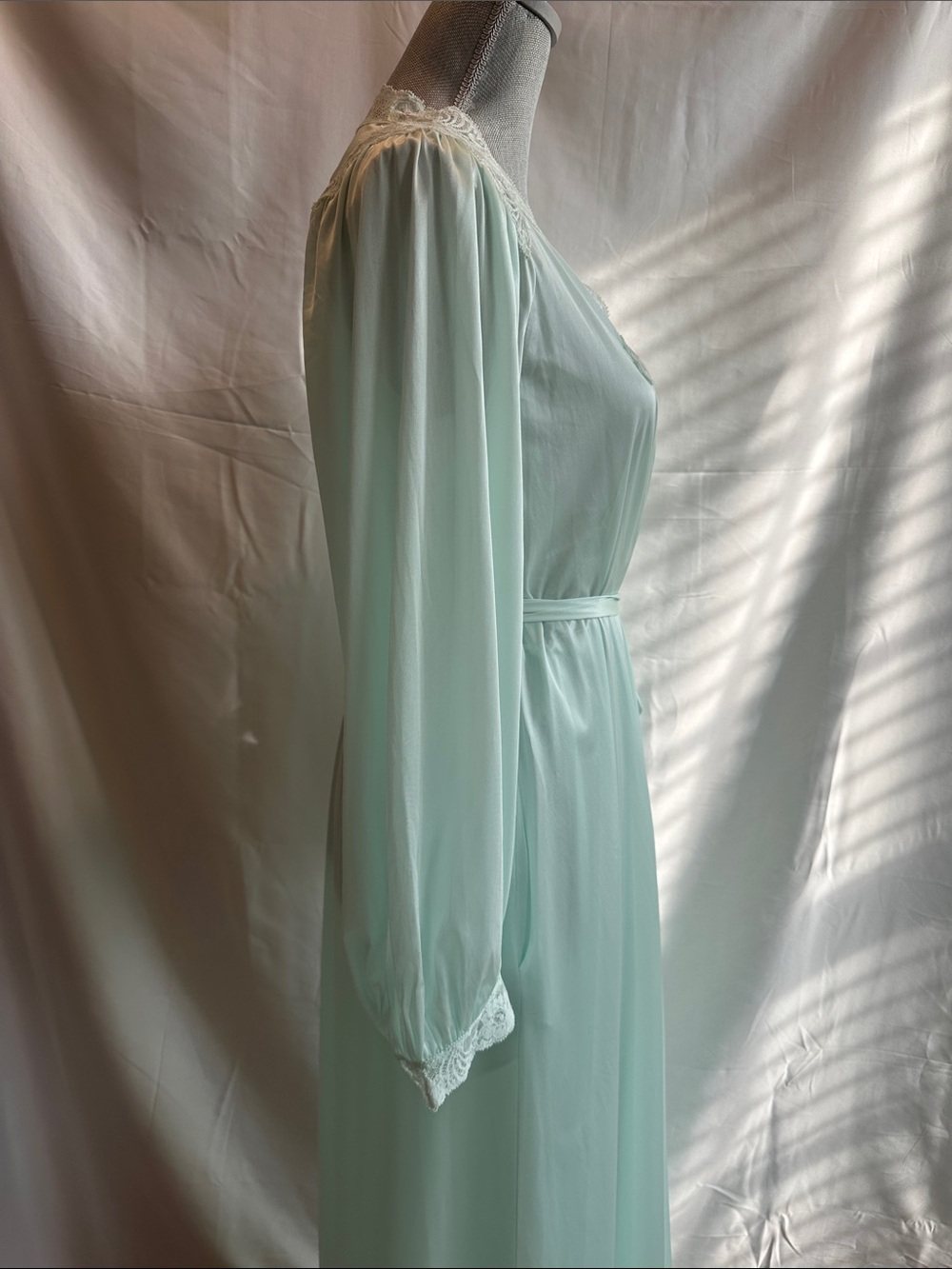 Miss Elaine Mint Green Lace-Trim Long Peignoir Set - Picture 5 of 13